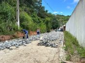 Grota Bom Jesus, na Serraria, recebe serviços de drenagem e pavimentação

