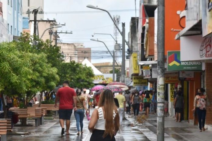 Em Maceió, de maio a junho, número endividados subiu de 180 mil para 189 mil, aponta pesquisa