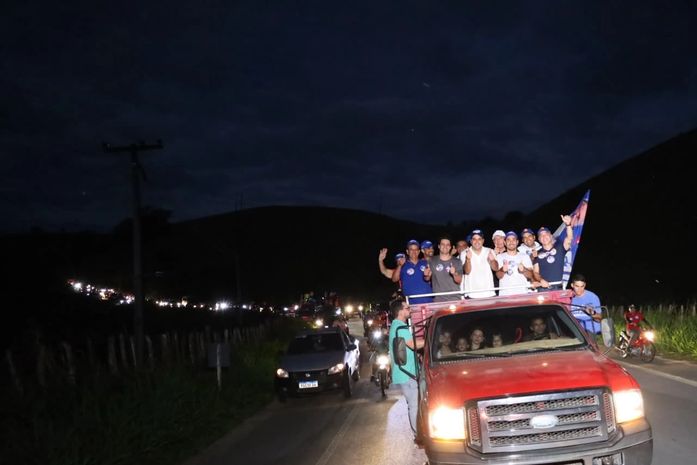 Mega carreata toma as ruas de Santana do Mundaú e reforça união e força do grupo político