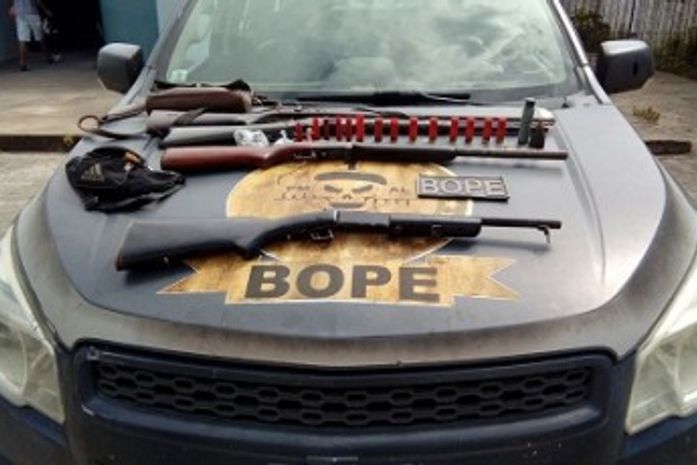 Após denúncia, Bope apreende quatro armas em Rio Largo