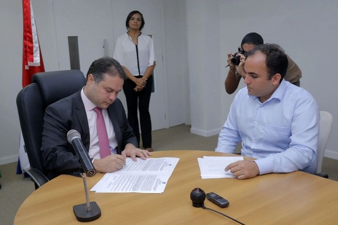 Renato Filho e Renan em consenso sobre o palanque no Pilar