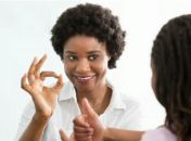 País tem 10,7 milhões de pessoas com deficiência auditiva, diz estudo