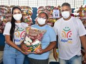 Prefeitura entrega mais um lote de cestas nutricionais do programa Major Feliz