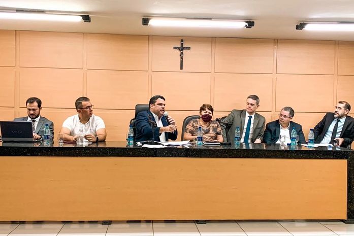 Thiago ML diz que vai votar contra projeto que penaliza funcionalismo e aumenta para 14% alíquota previdenciária