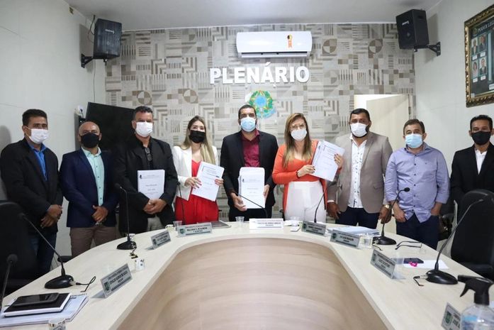 Por unanimidade, Câmara de Santana do Mundaú aprova Lei Orçamentária e Plano Plurinaual do município