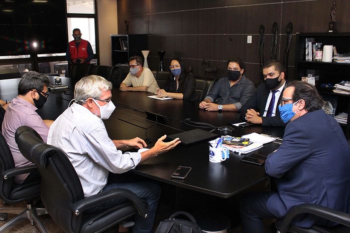 Professores da Uneal solicitam ao TJAL mediação com o Governo de Alagoas