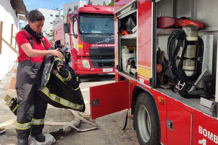 Cachorro morre após ser esfaqueado e ficar preso entre paredes em interior de AL