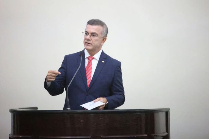 Deputado Ronaldo Medeiros