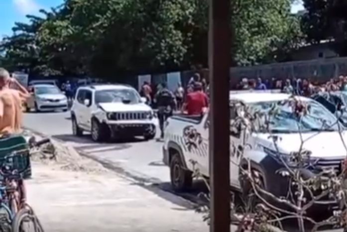 Suspeito morre e dois são presos após perseguição e troca de tiros na parte alta de Maceió