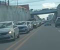 Congestionamentos travam principais avenidas da parte baixa de Maceió; veja vídeos