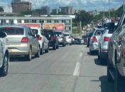 Trânsito segue caótico após desabamento de prédio: "Teste de paciência" para motoristas
