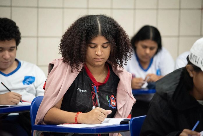  Pré-matrícula para novos alunos rede estadual se encerra neste sábado (14)