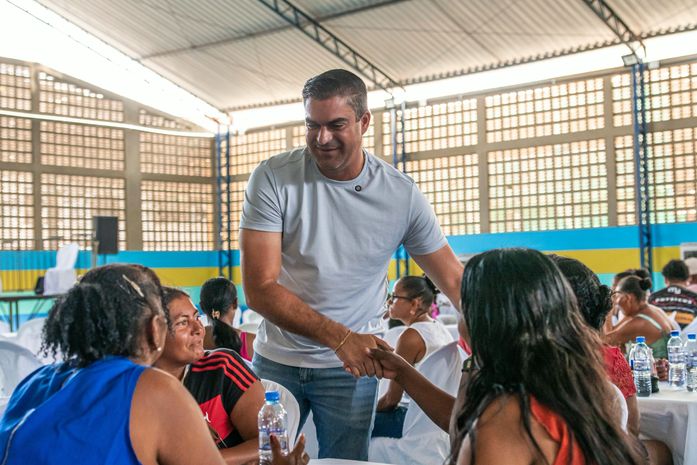 Prefeito Dani Vasconcelos antecipa salário dos garis e promove confraternização com sorteio de prêmios em Maragogi