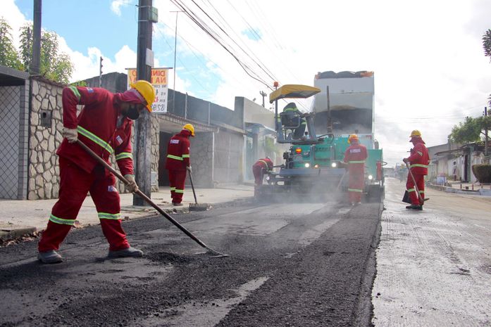 Programa Mais Asfalto amplia serviços em bairros da parte alta e baixa de Maceió