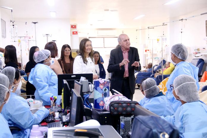 Senadora Eudócia Caldas visita Santa Casa de Maceió e conhece demandas da instituição