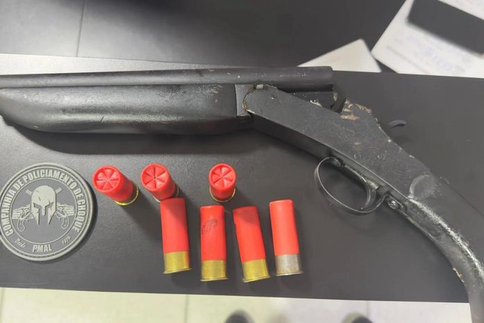 PM retira armas e drogas das ruas em ações na Região Metropolitana