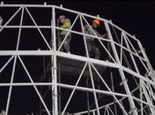 Após notificação, Prefeitura de Maceió inicia remoção de estrutura de árvore de Natal no Marco dos Corais