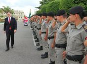 Renan Filho passa em revista à tropa 