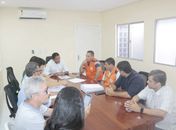 Júlio Cezar reúne secretários para discutir situações provocadas pelas chuvas