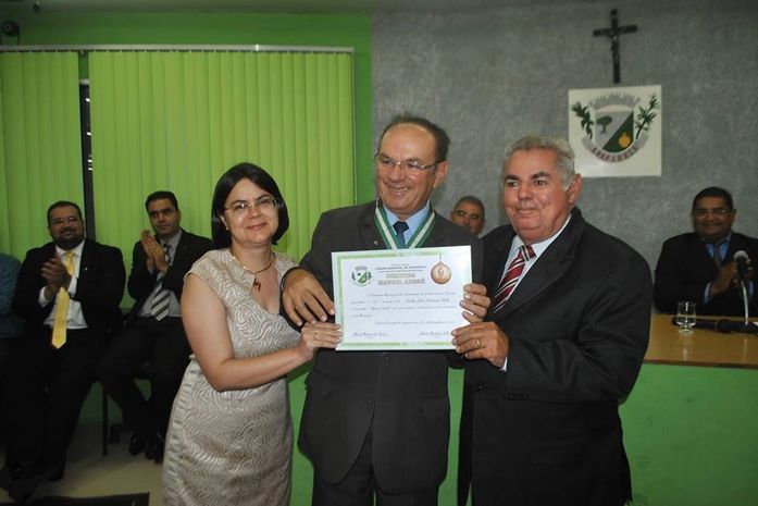 Legislativo de Arapiraca presta homenagens advogados arapiraquenses