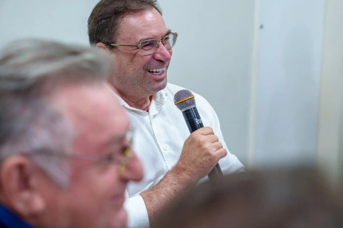 Prefeito Luciano Barbosa assina, nesta terça (13), ordem de serviço para o início das obras de pavimentação asfáltica