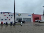 Adolescente fica ferido após colisão entre carro e motocicleta em Arapiraca