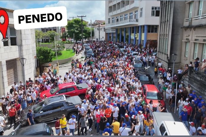 Multidão em Penedo lota as ruas em apoio a Renan Filho
