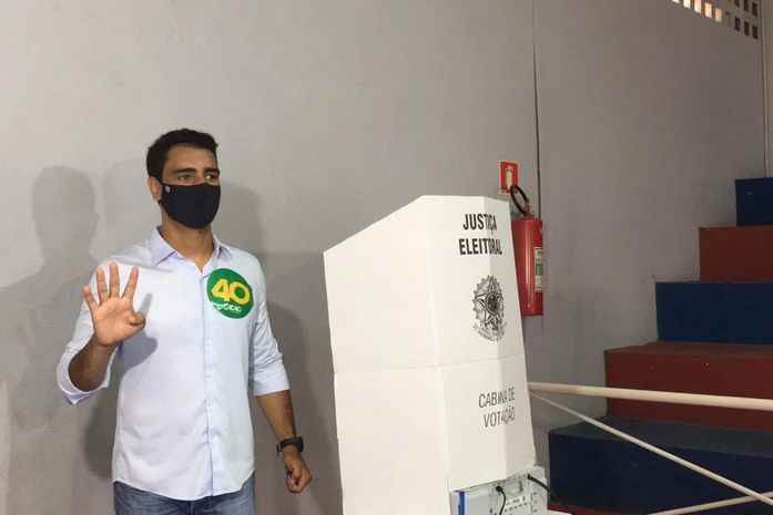 “A maior pesquisa será hoje. Essa é a pesquisa real”, diz JHC sobre resultado nas urnas 