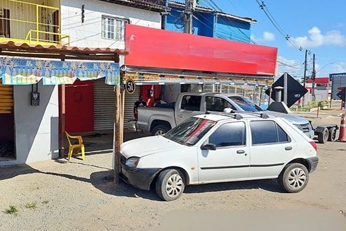 Motorista embriagado é preso por tentar atropelar clientes de bar