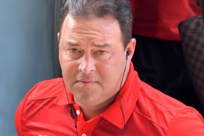 No CRB, Roberto Fernandes admite “jogar a calculadora fora” e foca no desempenho