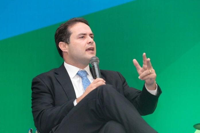 Renan Filho assume hoje como governador