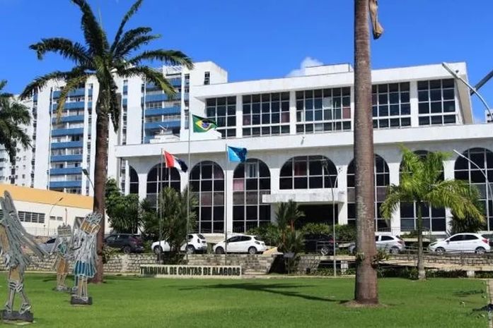 Tribunais de Contas, uma fantasia grosseira