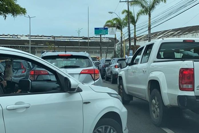 Congestionamento para se vacinar em Maceió