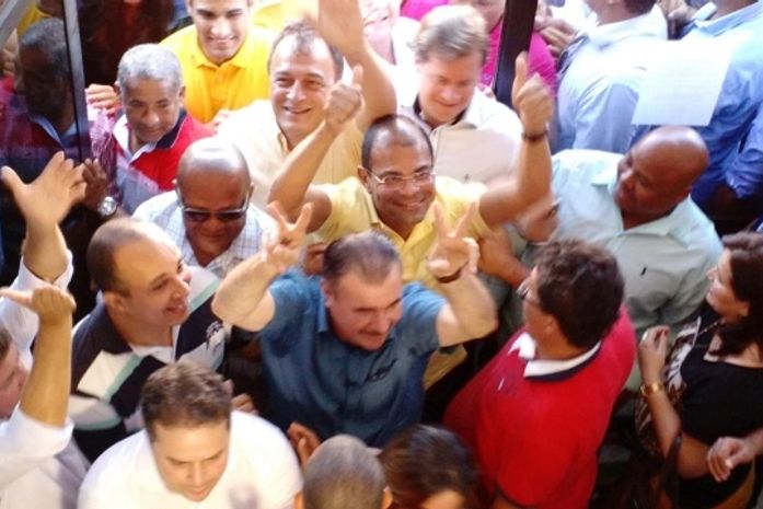 Cìcero Almeida e Galba Novaes são lançados como candidatos do PMDB