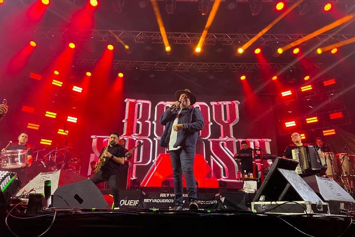 Prefeitura de Branquinha encerra festividades da emancipação política com shows artísticos