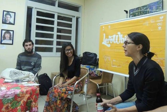 Poeta Marta Eugênia é convidada em sarau nesta terça-feira