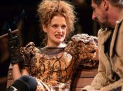 A visita da velha  senhora á chega a Maceió