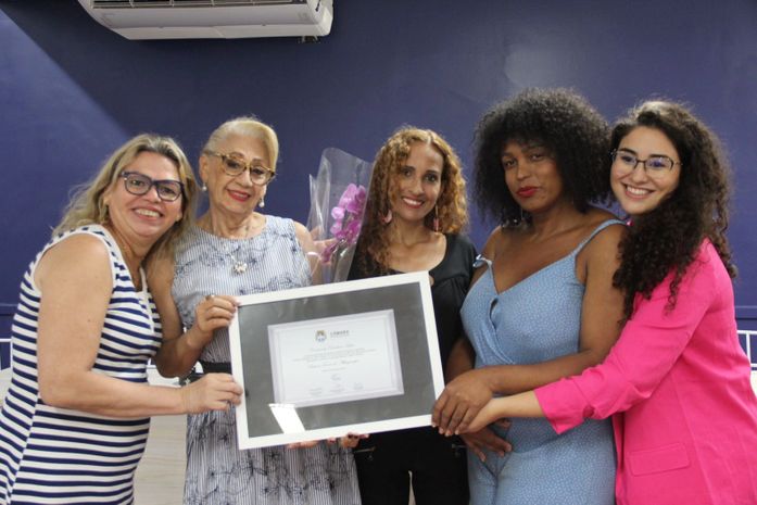 Teca Nelma realiza solenidade em homenagem à personalidades femininas em Maceió
