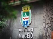 Servidores da Prefeitura de Maceió precisam abrir contas no BRB para recebimento de salários