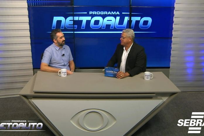 Programa Neto Auto entrevista
Basile Christopoulos,professor
e militante político
