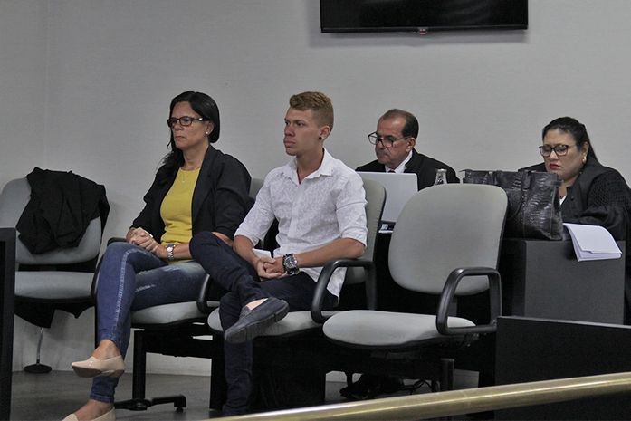 Mãe e filho foram condenados por homicídio.