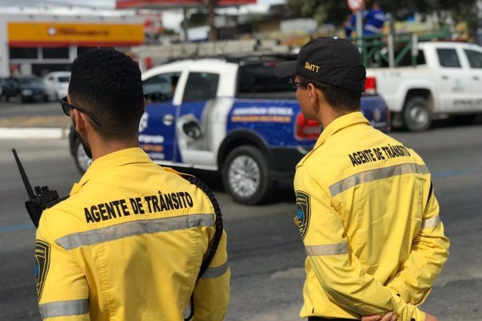 Agentes de trânsito da Superintendência Municipal de Transportes e Trânsito (SMTT)