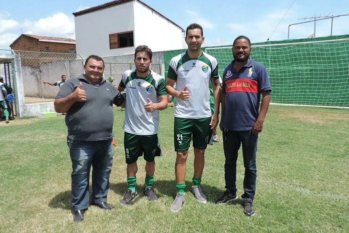 Diretoria do Coruripe apresenta mais dois reforços