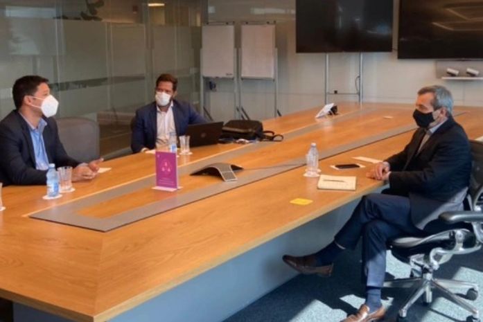 Em SP, Rodrigo Cunha articula parceria com Serasa para realizar mutirões da Lei do Nome Limpo em Alagoas