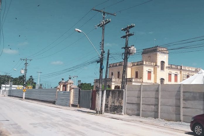 Cinquenta imóveis considerados históricos são isolados em bairros afetados pelo afundamento do solo