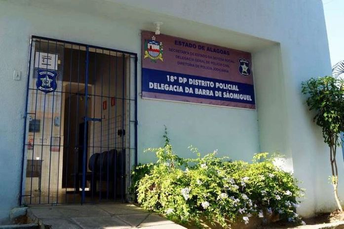 Homem é autuado por furtar fios de rede elétrica na orla da Barra de São Miguel