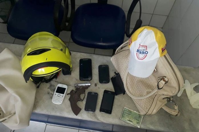 Assaltante de ônibus é apreendido em flagrante no Jacintinho