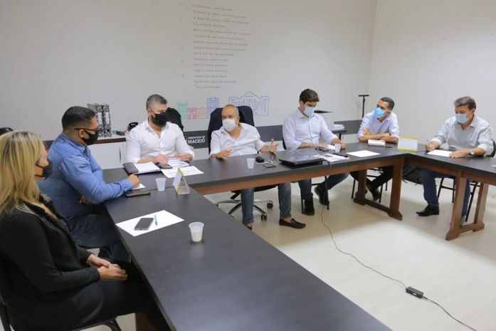 Grupo criado pela Prefeitura planeja fiscalização nos quatro dias que seriam destinados à Folia de Momo