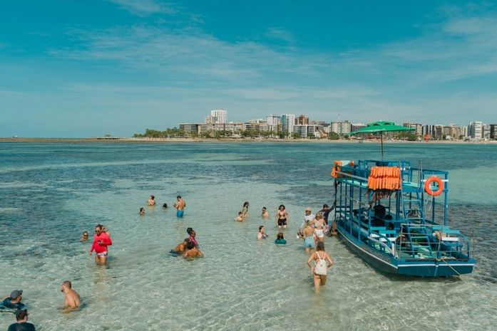 Famílias preferem Maceió e turista gasta mais na cidade do que em outros destinos