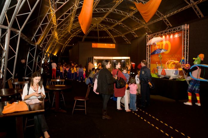 Festival de teatro vai reunir companhias brasileiras e mais seis países em Maceió